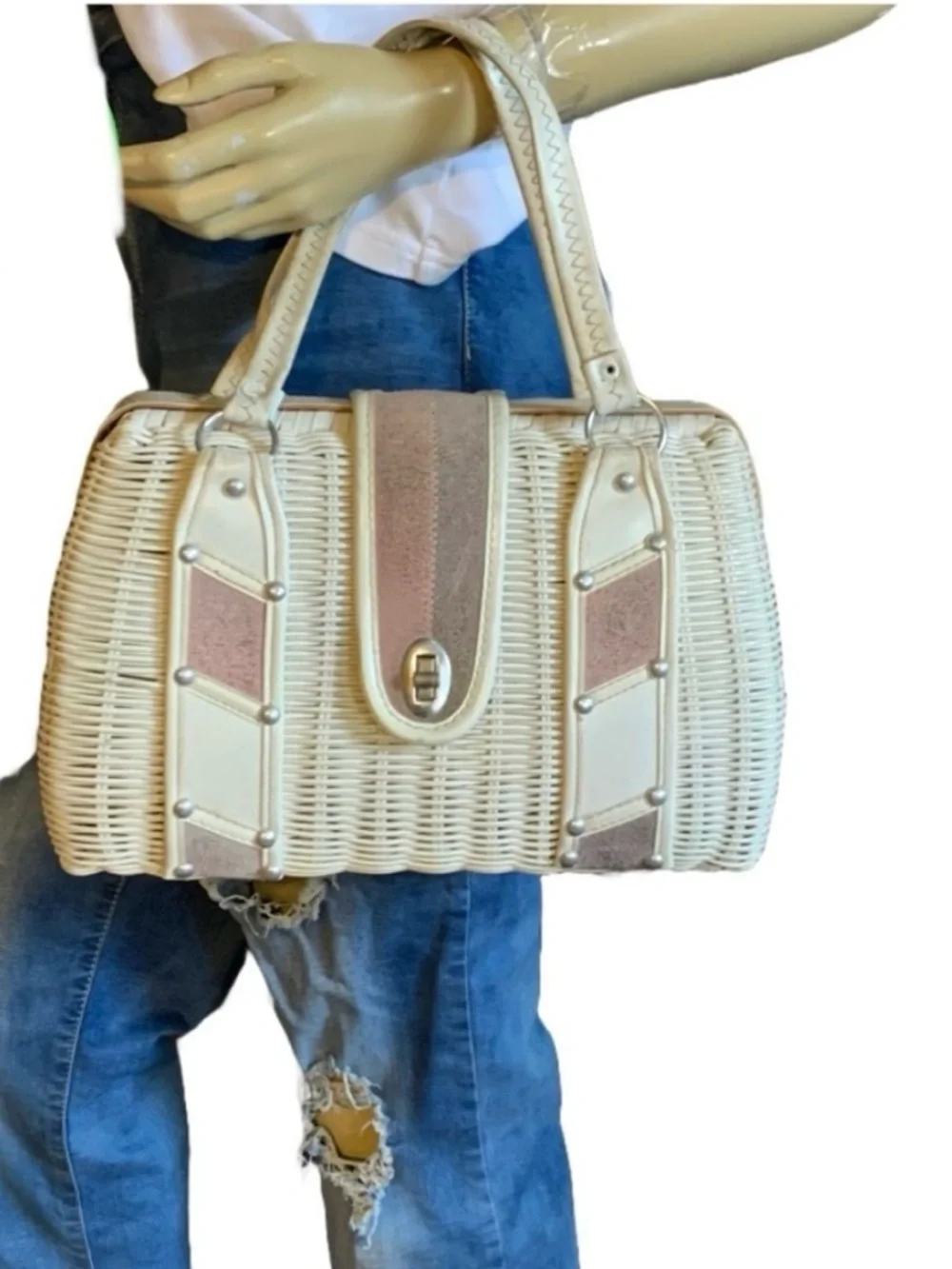 VINTAGE 1960'S STYLED BY BOUNTY WHITE WICKER WITH MAUVE & GRAY FAUX SUEDE BAG